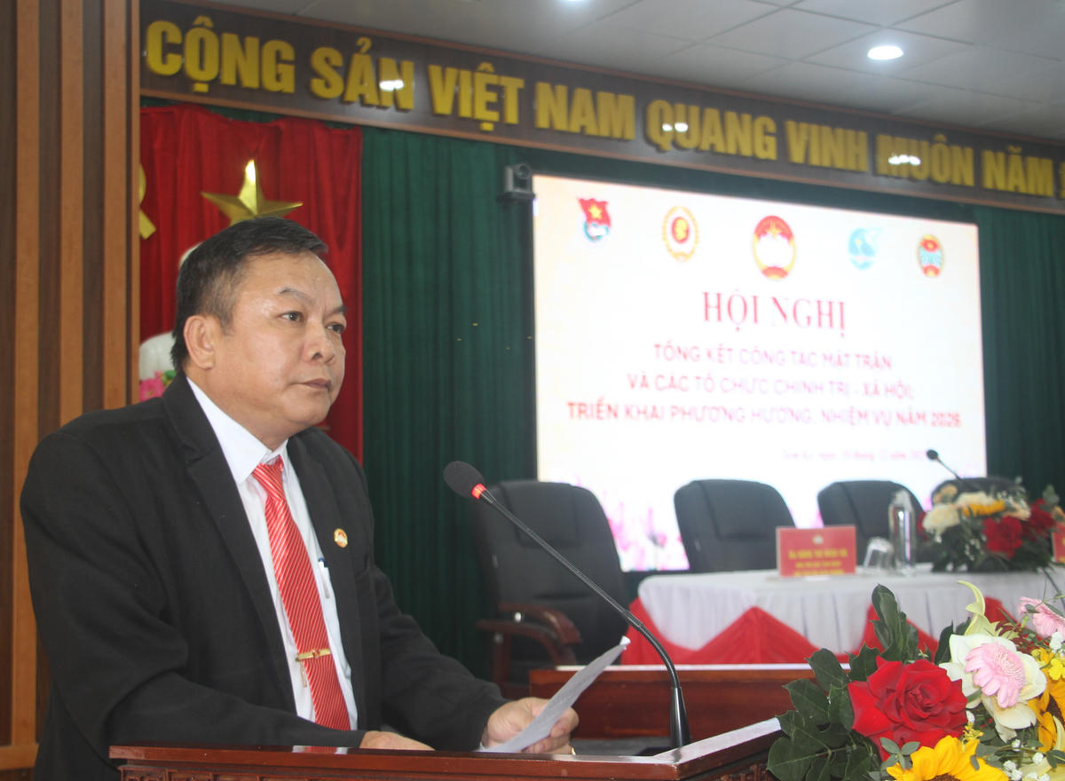 Ông Nguyễn Quyết Thắng, Chủ tịch Ủy ban MTTQ Việt Nam phường Tam Kỳ phát biểu tại hội nghị. Ảnh: Tấn Thành.