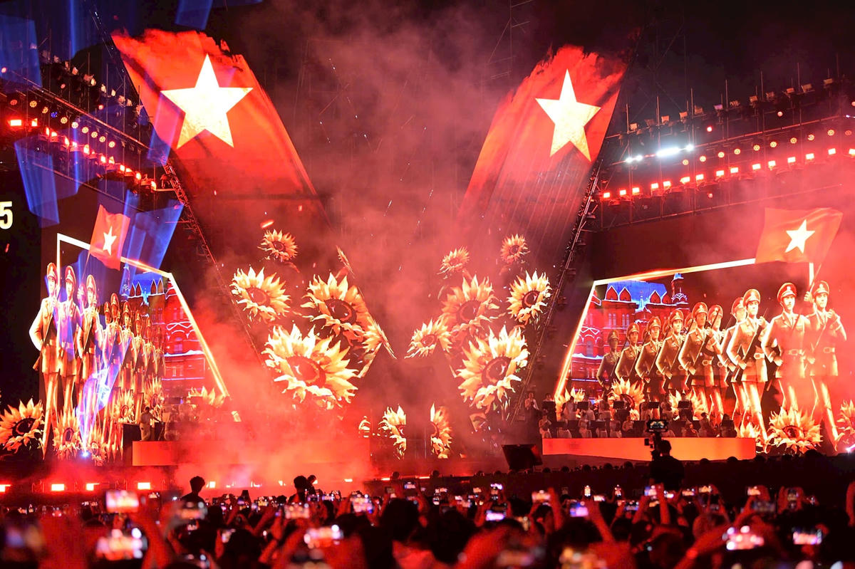 “Concert quốc gia” - “Tổ quốc trong tim”. Ảnh: BTC.