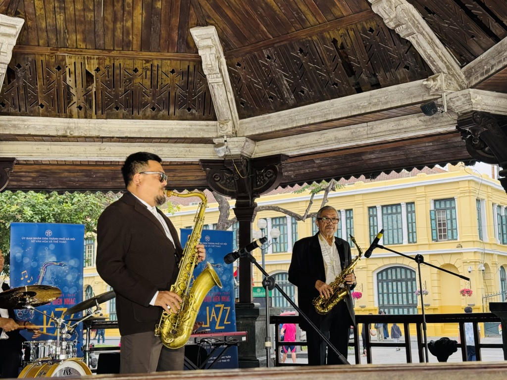 Di sản trong nhịp thở đương đại