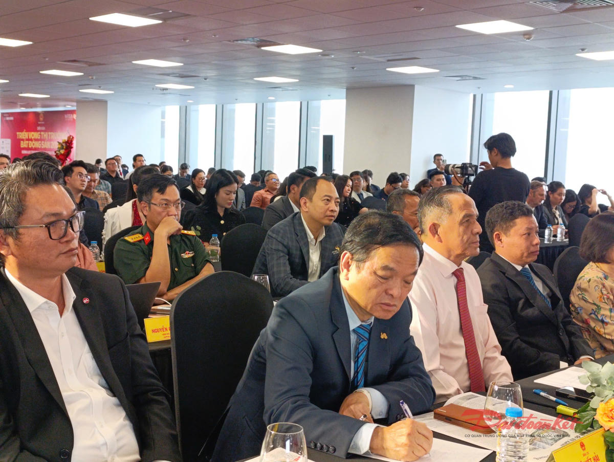 Quang cảnh diễn đàn. Ảnh: Hồng Phúc.