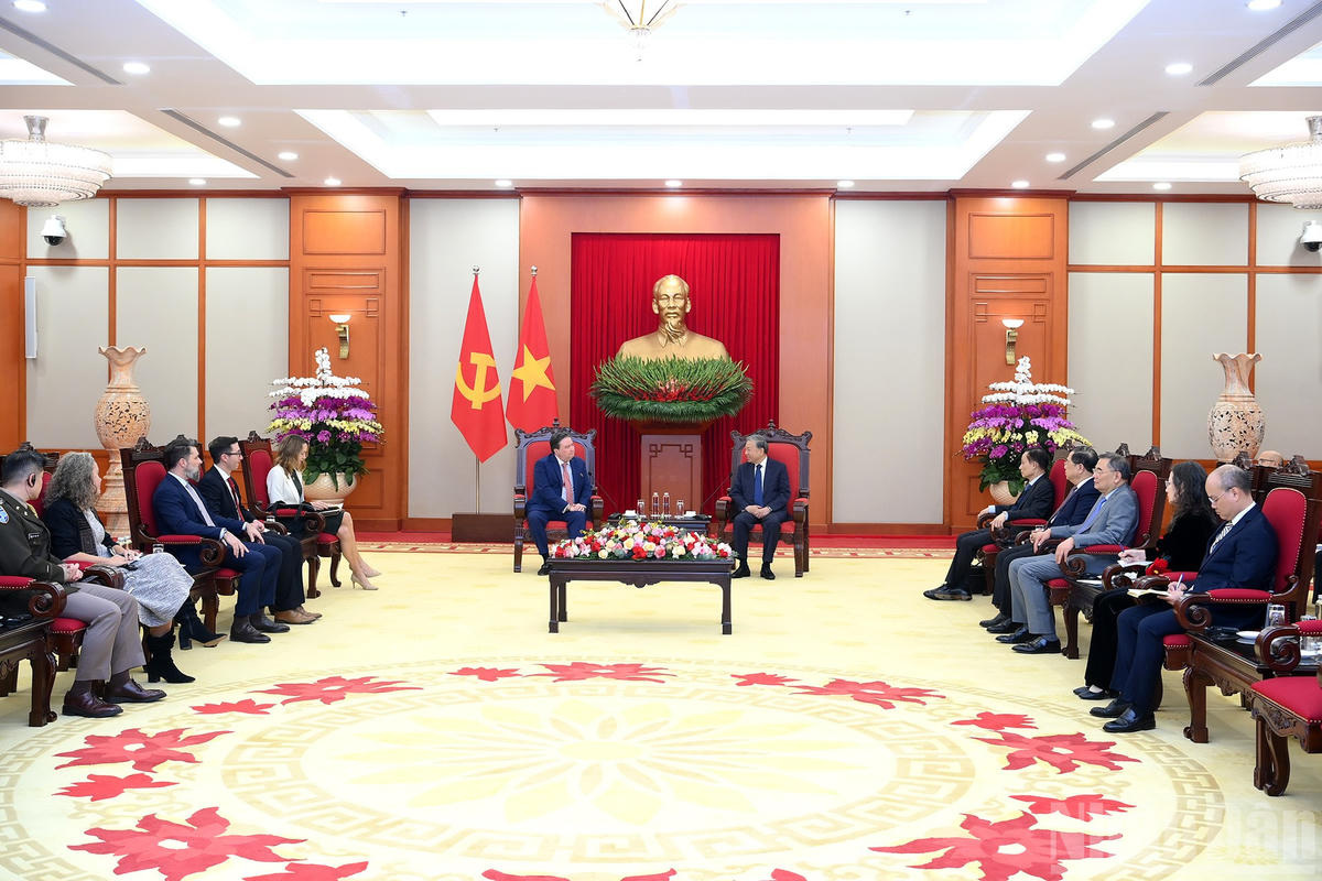 Quang cảnh buổi tiếp Đại sứ Marc Knapper tại Trụ sở Trung ương Đảng. Ảnh: Báo Nhân dân