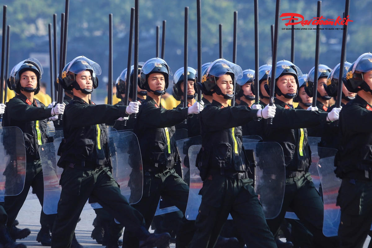 Với tinh thần chủ động, nghiêm túc và quyết liệt, lực lượng Công an đã xây dựng kế hoạch chi tiết, phân công nhiệm vụ cụ thể cho từng lực lượng, từng cán bộ, chiến sĩ.