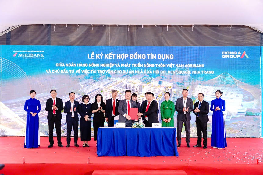 Ký kết Hợp đồng tín dụng giữa Agribank Chi nhánh Sở Giao dịch, Agribank Chi nhánh Khánh Hòa và Chủ đầu tư về tài trợ vốn cho Dự án.