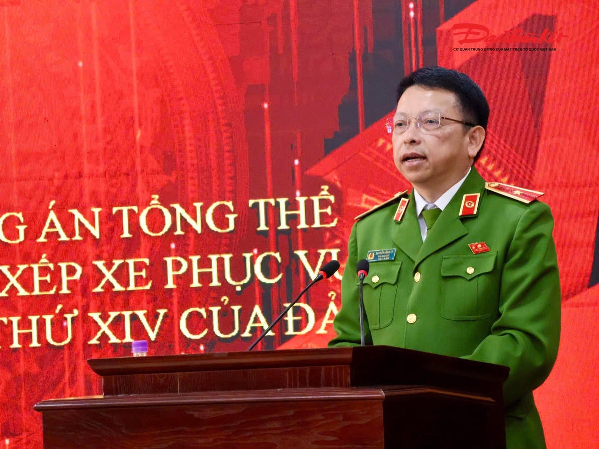 Thiếu tướng Nguyễn Hồng Ky, Phó Giám đốc CATP phát biểu chỉ đạo hội nghị.