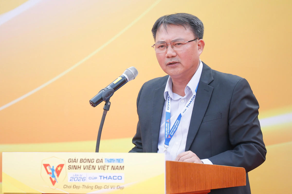 PGS-TS Đỗ Văn Quang Phó hiệu trưởng Trường ĐH Thủy Lợi phát biểu tại lễ khai mạc.