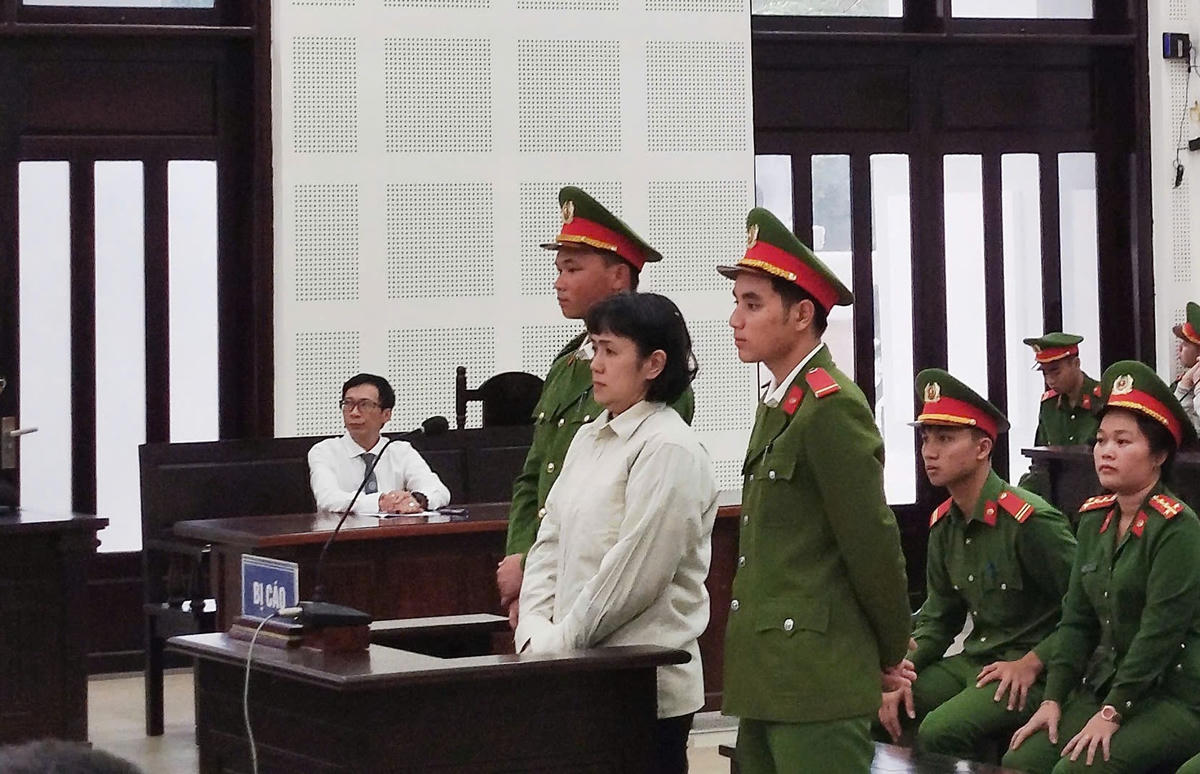 Hoàng Thị Kim Châu lãnh án tù chung thân. Ảnh: Nguyễn Tú.