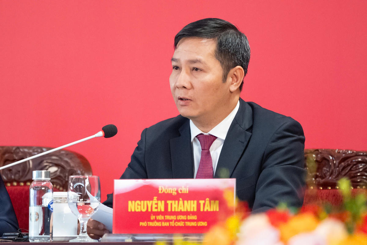 Ban Chấp hành Trung ương khóa XIV: Không được bỏ sót những người thực sự có đức, có tài, có uy tín
