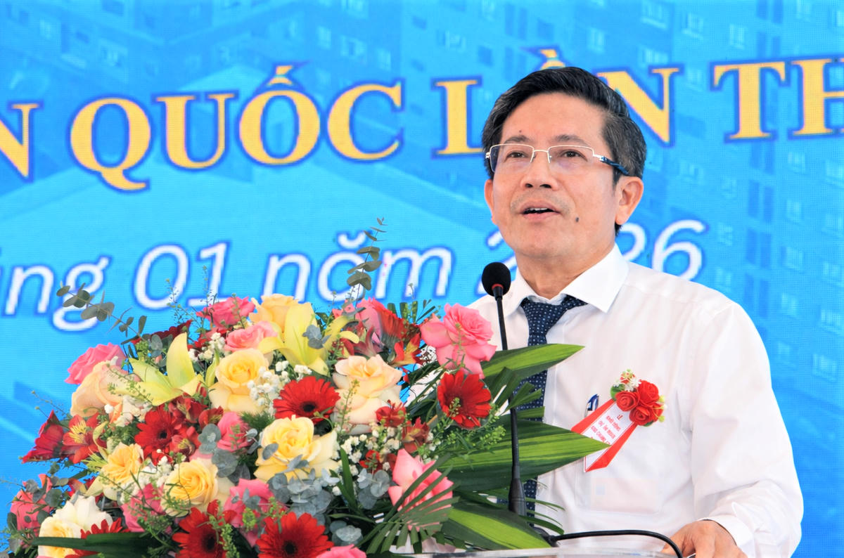 Ông Trần Nam Hưng, Phó Chủ tịch UBND TP Đà Nẵng phát biểu tại lễ khởi công. Ảnh: Tấn Thành.