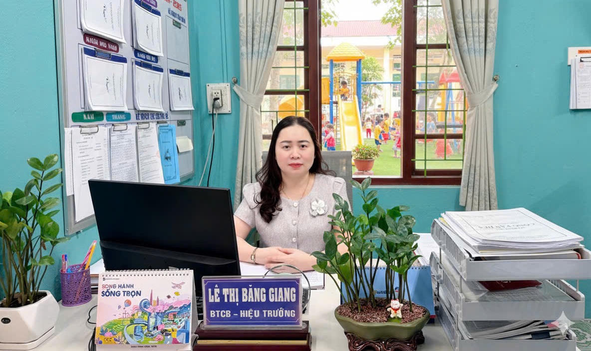 Bà Lê Thị Băng Giang - Hiệu trưởng Trường Mầm non An Cựu. Ảnh: N.Q.