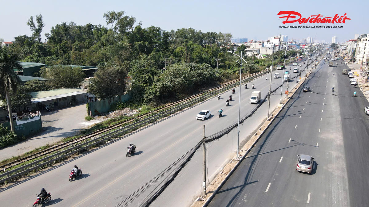 Theo ghi nhận, đoạn quốc lộ 1A Văn Điển – Ngọc Hồi sau khi hoàn thành có mặt cắt ngang rộng rãi, được tổ chức thành 8 làn xe&nbsp;với mặt cắt ngang gần 40 m, tạo không gian thông thoáng hơn so với tình trạng chật hẹp, ùn tắc kéo dài trước đây.
