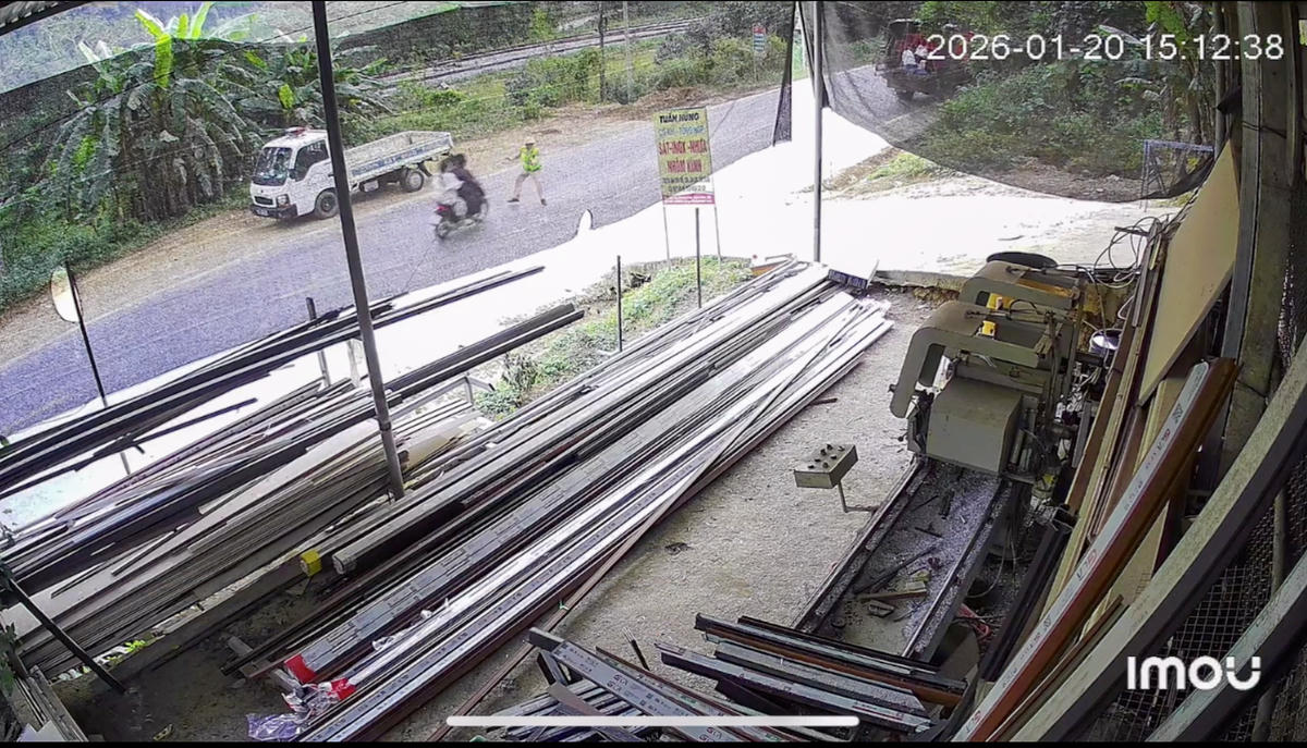 Hiện trường vụ tai nạn. Ảnh cắt từ clip