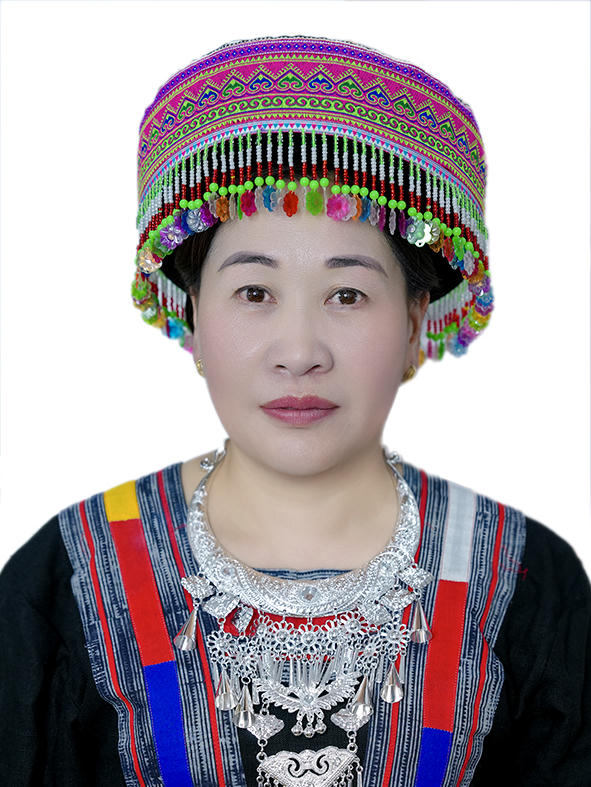 Bà Hầu Tuyết Lan, Chủ tịch Ủy ban MTTQ Việt Nam phường Sa Pa. Ảnh: NVCC.