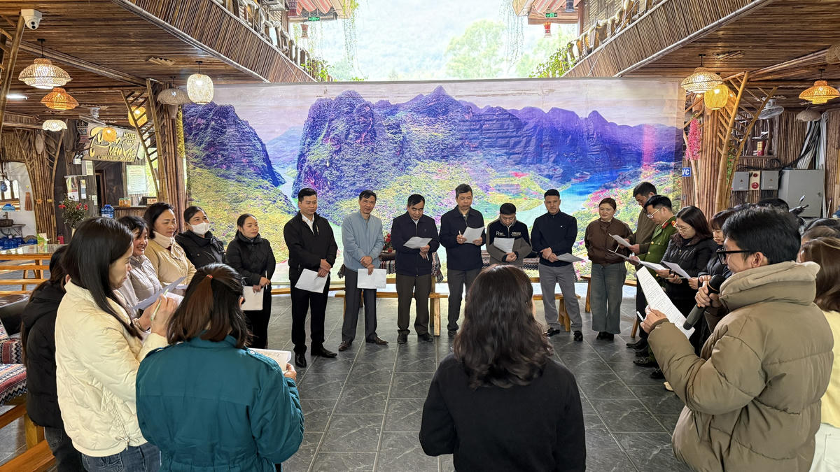 Chương trình được thảo luận sôi nổi với nhiều nội dung, giải pháp căn cơ hiệu quả. Ảnh: X.T