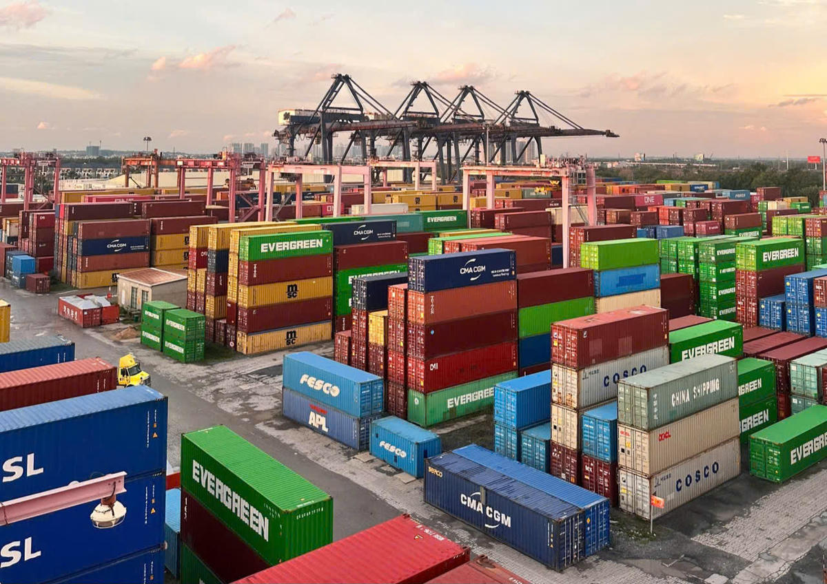 Việt Nam thành quán quân tăng trưởng ở Châu Á