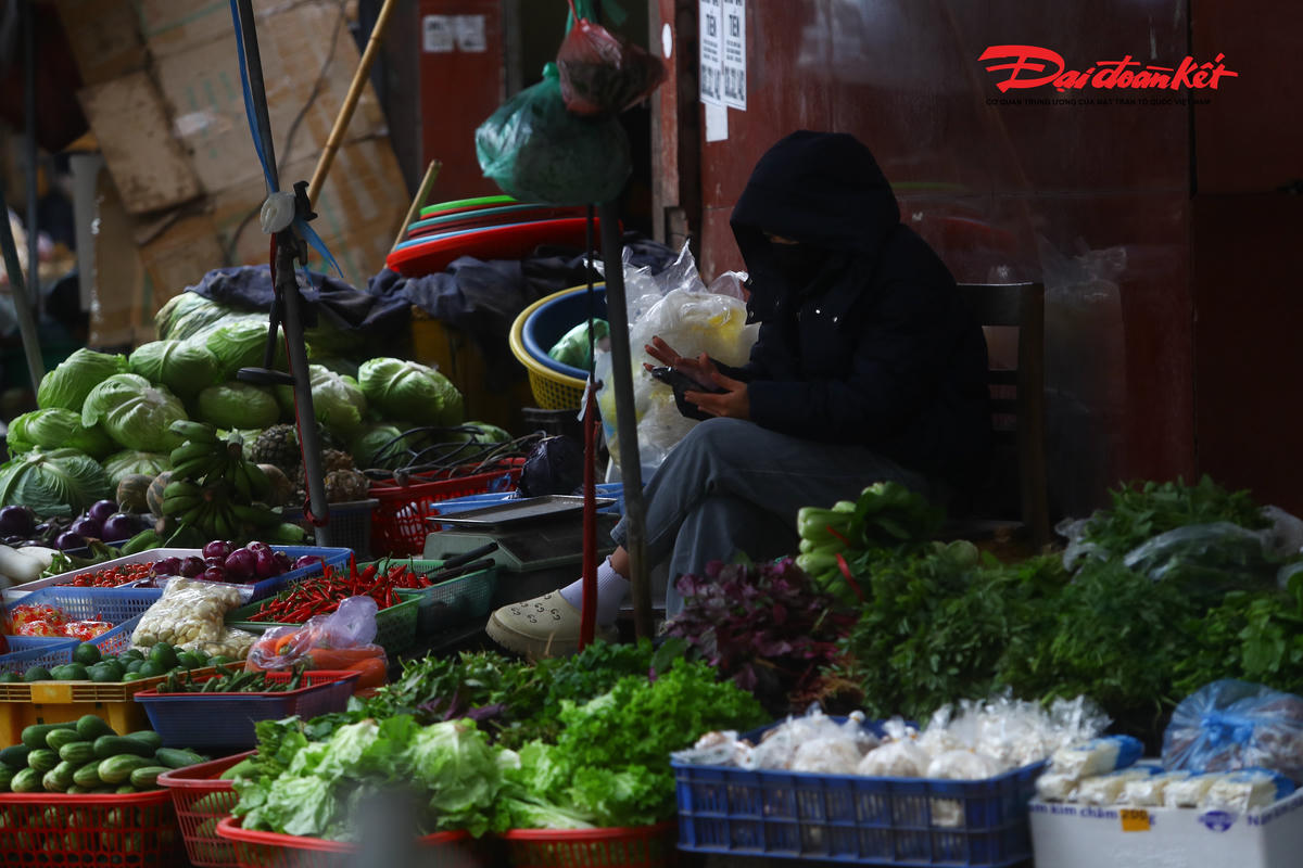 Theo Trung tâm Dự báo Khí tượng Thủy văn Quốc gia, ngày 22/1, không khí lạnh tiếp tục ảnh hưởng đến các nơi khác ở khu vực Bắc Trung Bộ và Tây Bắc Bộ, sau đó ảnh hưởng đến Trung Trung Bộ.&nbsp;. 