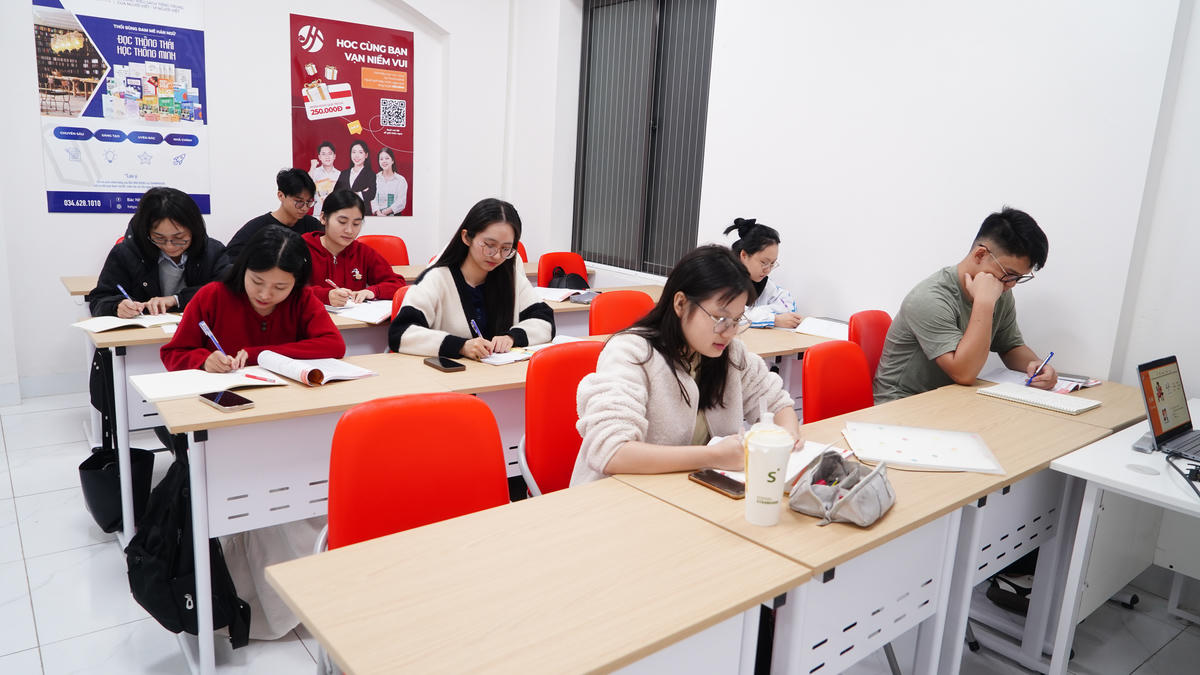 Học viên tại một lớp học của Thanhmaihsk&nbsp;