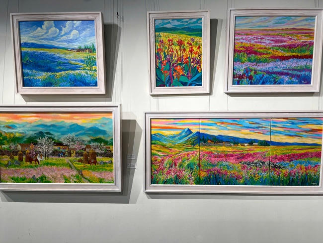 Sắc xuân giữa lòng phố cổ