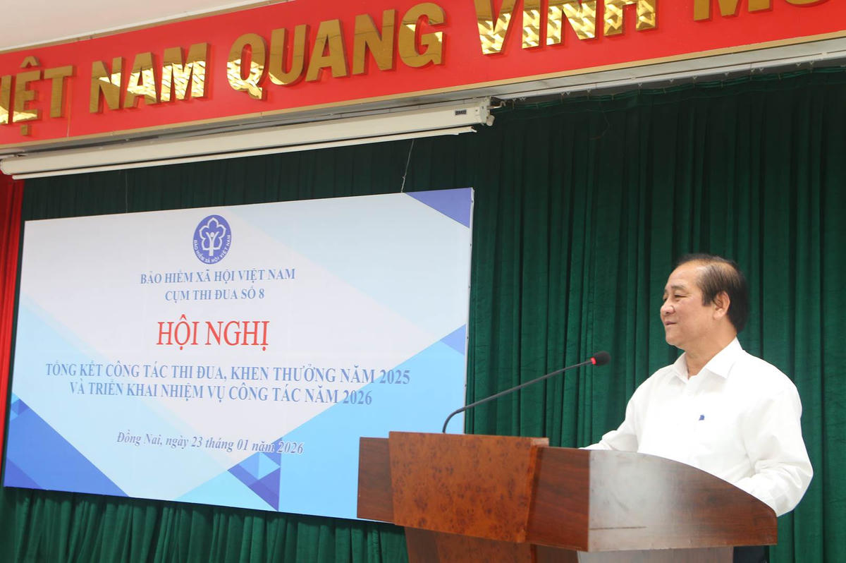 Ông Phạm Minh Thành - Giám đốc BHXH tỉnh Đồng Nai phát biểu tại hội nghị. Ảnh: Hồ Tú.