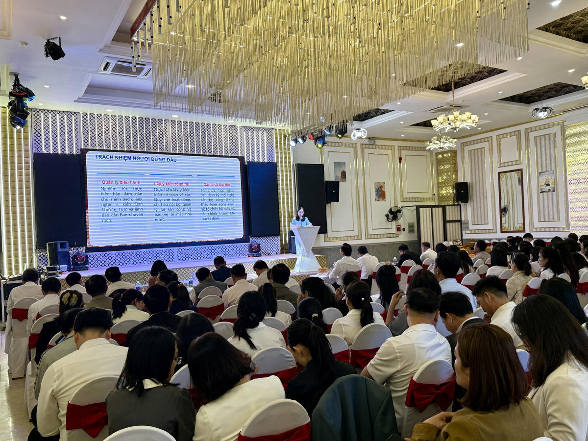 Hội nghị Tổng kết công tác cơ quan Ủy ban Mặt trận Tổ quốc Việt Nam TP Đà Nẵng và hội nghị cán bộ, công chức, viên chức, người lao động năm 2025, triển khai nhiệm vụ năm 2026. Ảnh: Nguyễn Tú.