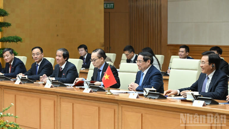 Thủ tướng Phạm Minh Chính và lãnh đạo các bộ, ngành Việt Nam tham dự cuộc hội kiến. (Ảnh: TRẦN HẢI)