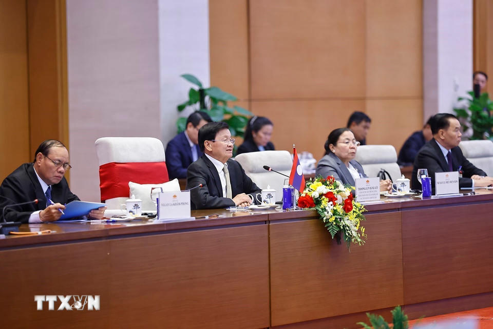 Tổng Bí thư, Chủ tịch nước Lào Thongloun Sisoulith phát biểu. (Ảnh: Doãn Tấn/TTXVN)