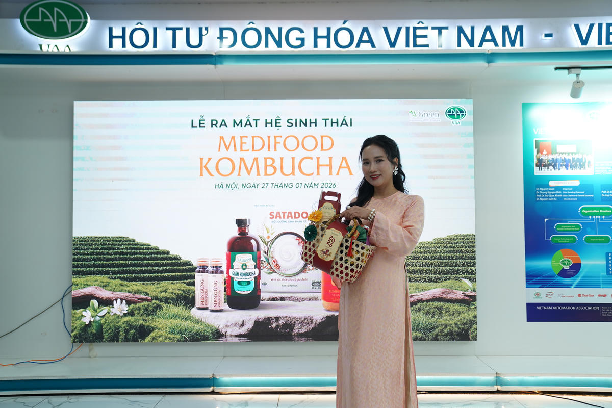 &nbsp; &nbsp; &nbsp; &nbsp; &nbsp; &nbsp; &nbsp; &nbsp; &nbsp;Bà Trần Thanh Việt, Giám đốc điều hành VGreen giới thiệu các sản phẩm của&nbsp; &nbsp; &nbsp; &nbsp; &nbsp; &nbsp; &nbsp; &nbsp; &nbsp; &nbsp; &nbsp; &nbsp; &nbsp; &nbsp;Hệ sinh thái Medifood Vgreen.