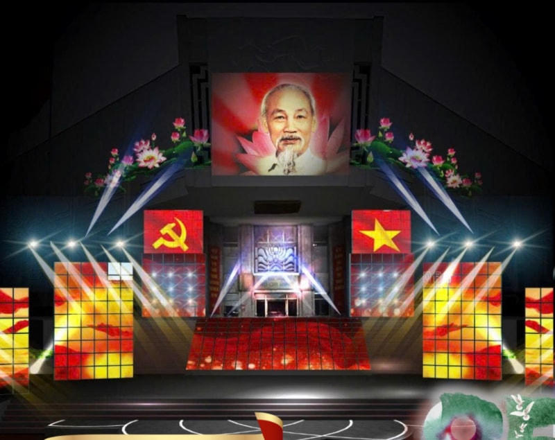 Thiết kế sân khấu điểm cầu tại Hà Nội. Ảnh: VTV