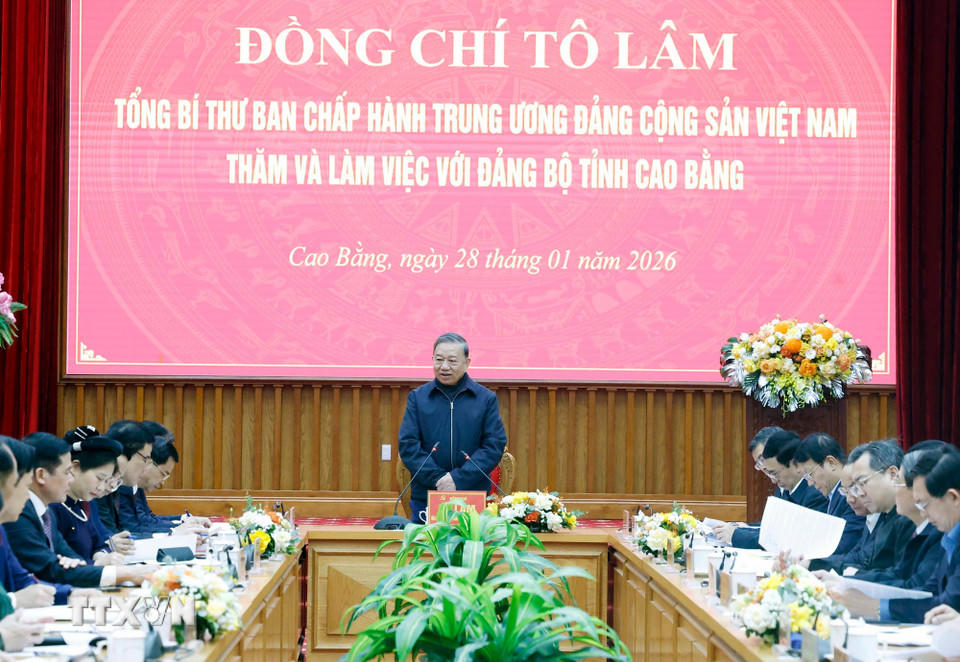 Tổng Bí thư Tô Lâm phát biểu tại buổi làm việc với Ban Chấp hành Đảng bộ tỉnh Cao Bằng. (Ảnh: Thống Nhất/TTXVN).