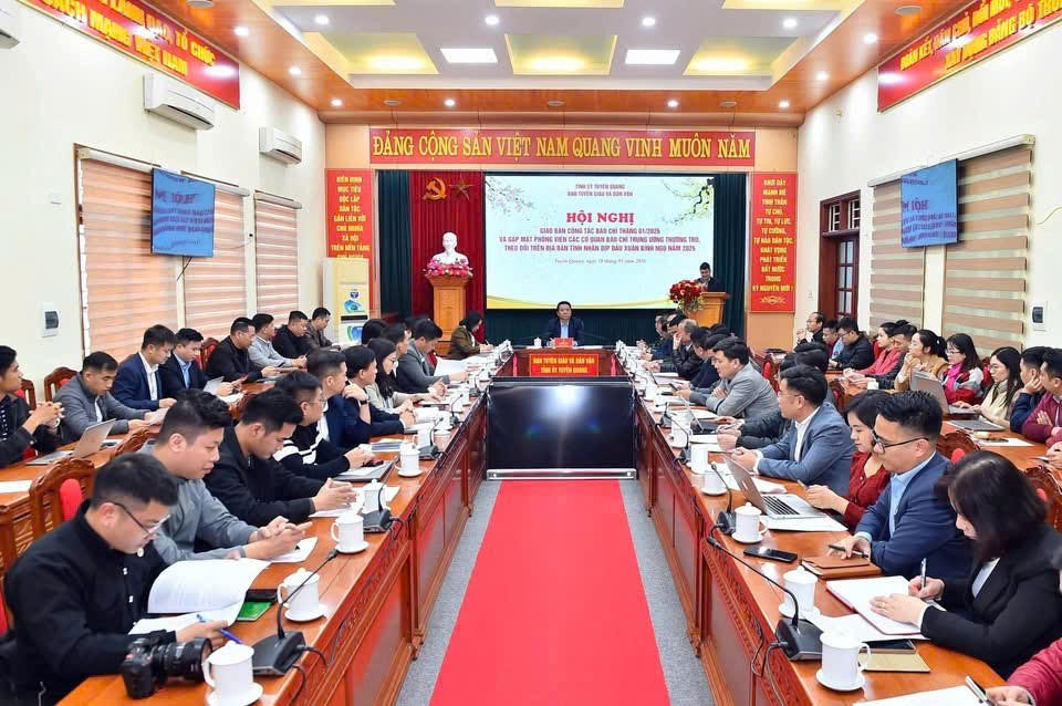 Quang cảnh hội nghị.