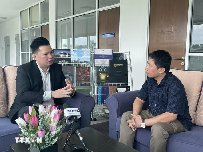 Nhà phân tích đối ngoại, an ninh và chiến lược thuộc trường đại học Malaya (Malaysia) Collins Chong Yew Keat trả lời phỏng vấn TTXVN tại Kuala Lumpur. (Ảnh: Thành Trung/TTXVN).