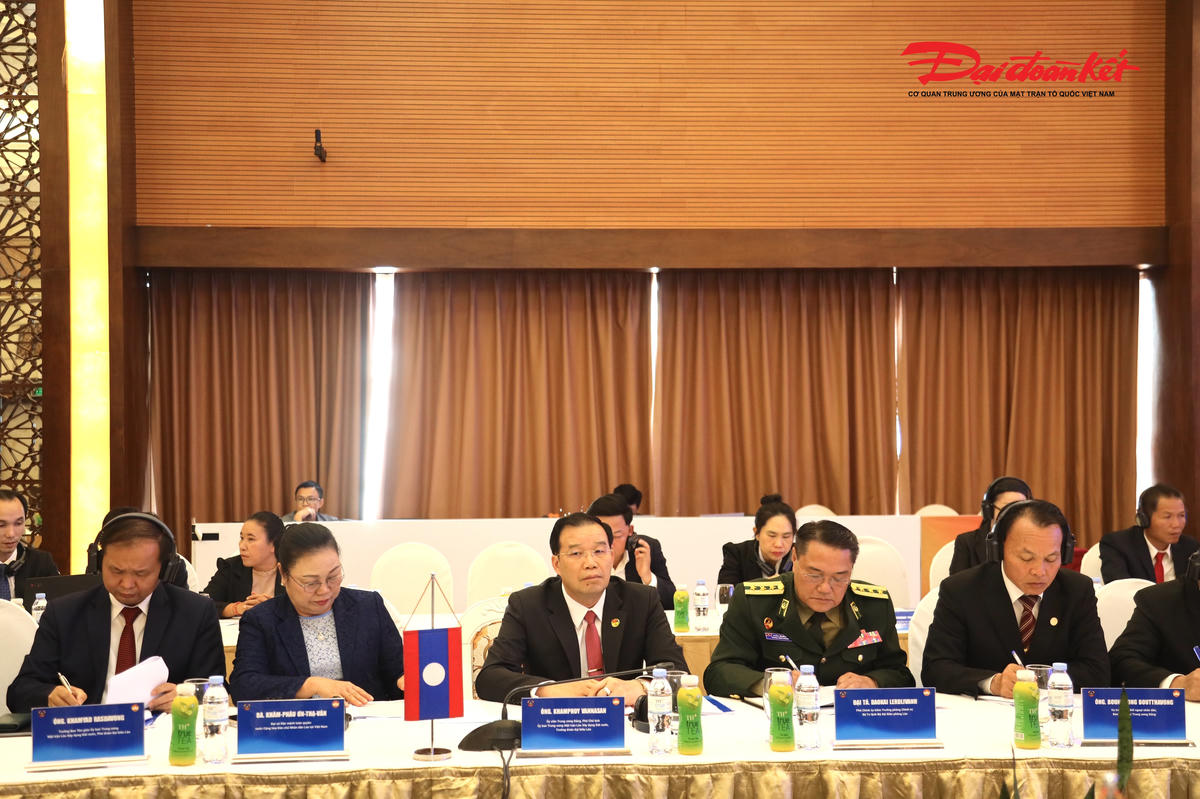 Đoàn đại biểu Uỷ ban Trung ương Mặt trận Lào xây dựng đất nước tham dự Hội nghị. Anh: ĐB