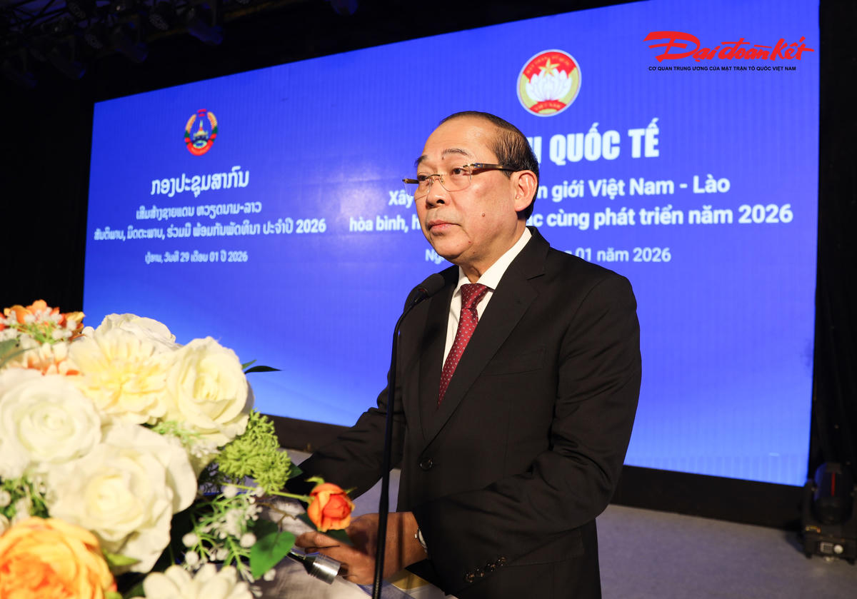 Ông Hoàng Công Thuỷ - Phó Chủ tịch Uỷ ban Trung ương MTTQ Việt Nam phát biểu tại Hội nghị. Ảnh: ĐB