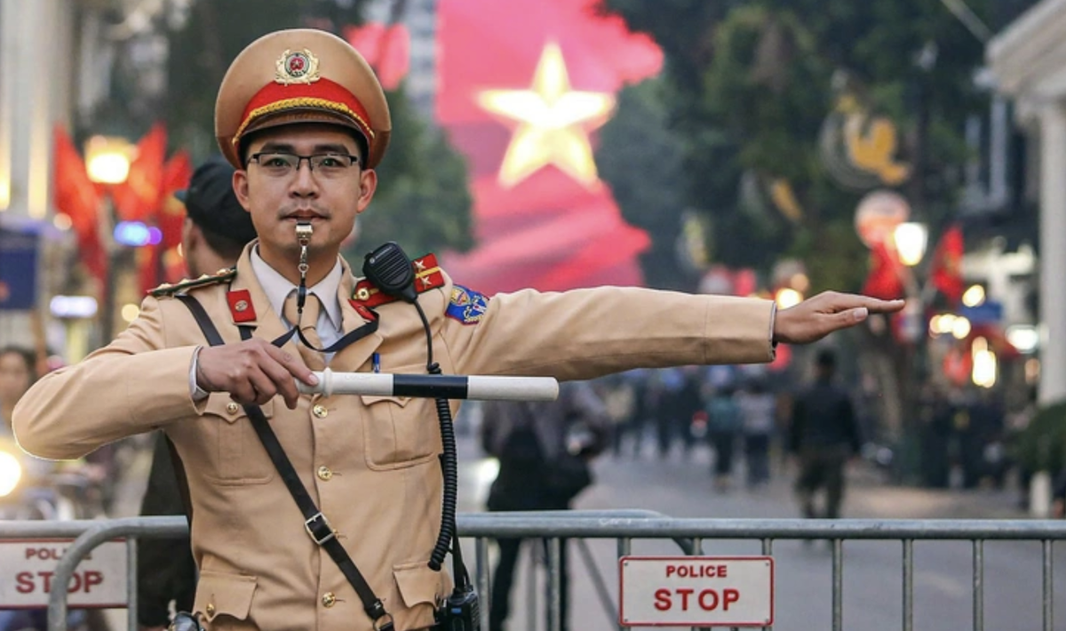 Hà Nội phân luồng, cấm đường phục vụ Hòa nhạc ánh sáng chào năm mới 2026.