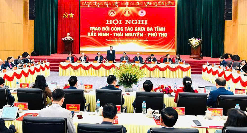 Quang cảnh hội nghị 3 tỉnh Thái Nguyên - Bắc Ninh - Phú Thọ. Ảnh: TN.