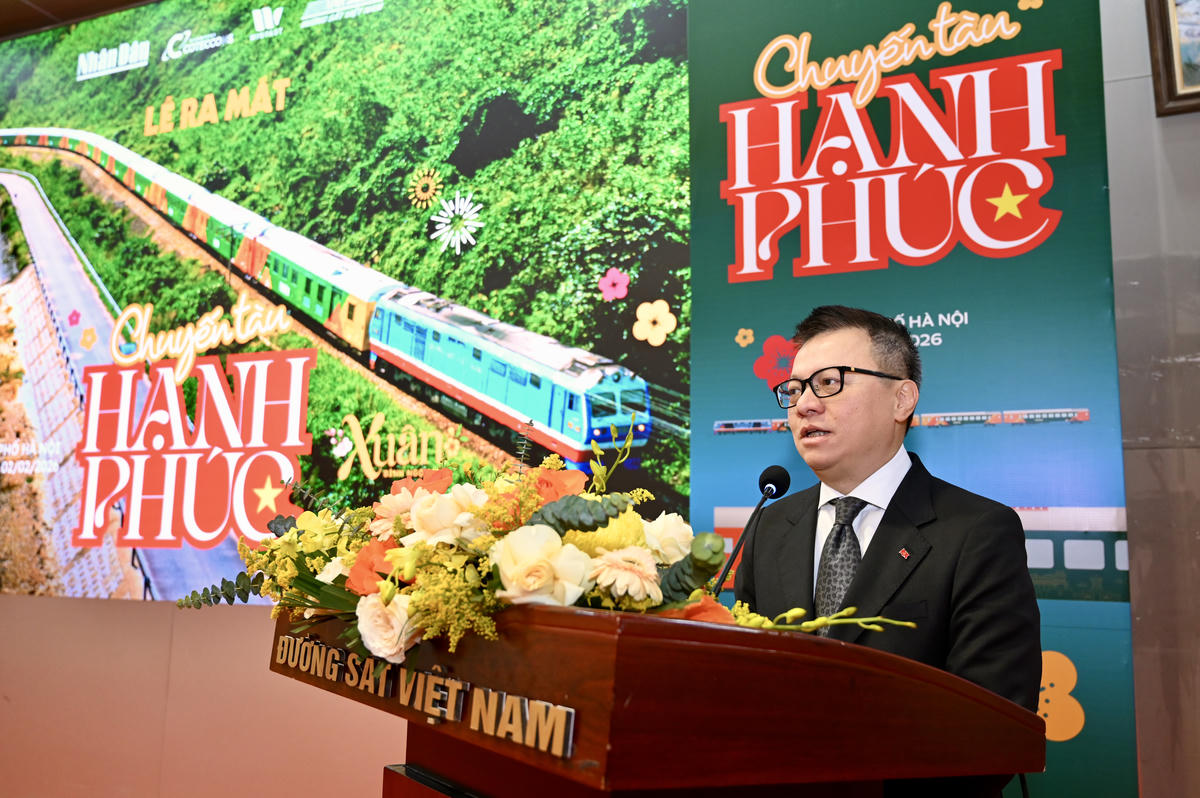 Ông Lê Quốc Minh, Ủy viên Trung ương Đảng, Tổng Biên tập Báo Nhân Dân, Phó Trưởng ban Tuyên giáo và Dân vận Trung ương, Chủ tịch Hội Nhà báo Việt Nam phát biểu tại lễ ra mắt.
