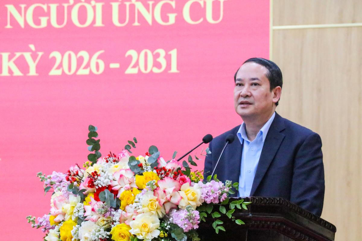 Ông Mai Văn Tuất - Phó Bí thư Tỉnh ủy, Chủ tịch Ủy ban MTTQ tỉnh Ninh Bình phát biểu tại hội nghị. Ảnh: Đình Minh