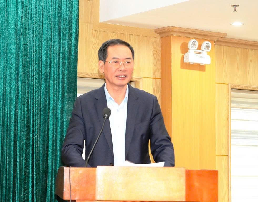 Ông Trịnh Tuấn Sinh, Phó Bí thư Tỉnh ủy, Chủ tịch Ủy ban MTTQ tỉnh Thanh Hóa phát biểu kết luận tại hội nghị. Ảnh: Nguyễn Chung.