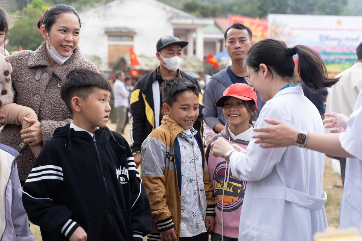 Pharmacity gửi trọn yêu thương đến vùng cao Nghệ An