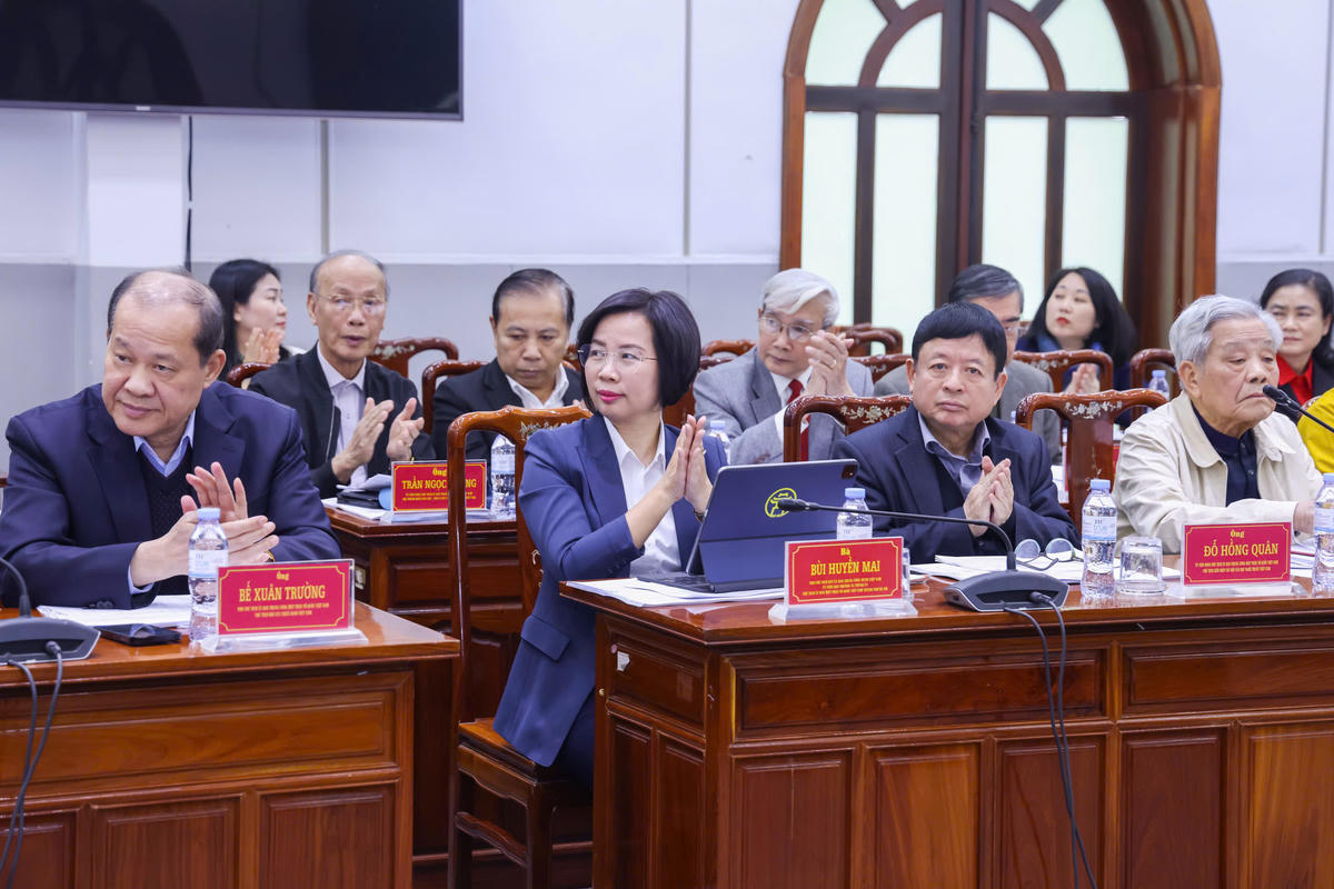 Thống nhất danh sách 217 người ở Trung ương được giới thiệu ứng cử đại biểu Quốc hội khóa XVI