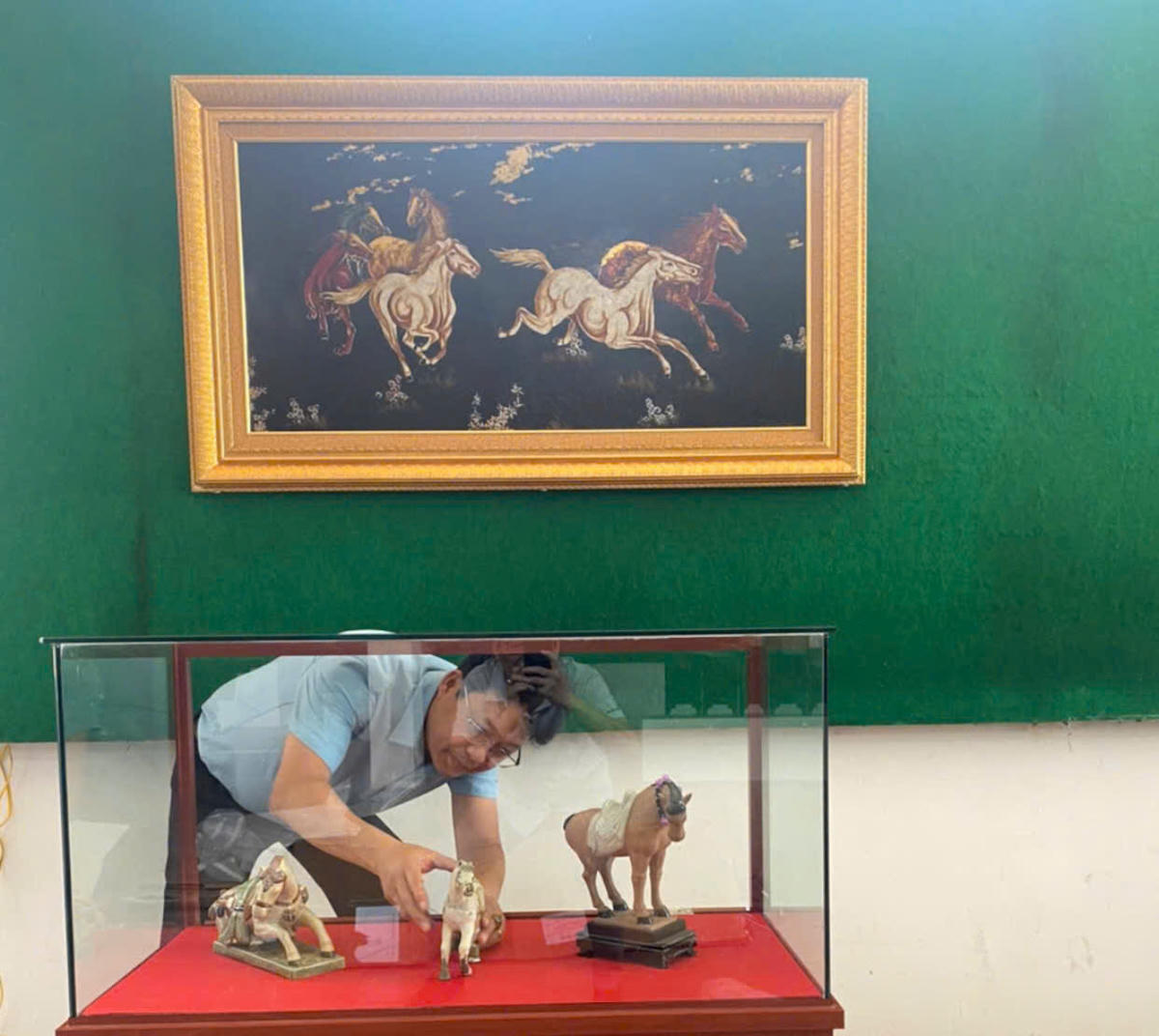 Những hiện vật độc đáo được trưng bày tại Bảo tàng Đồng Nai. Ảnh: N.L