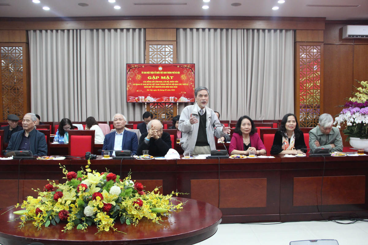 Nguyên cán bộ, nhân viên&nbsp;cơ quan Ủy ban MTTQ Việt Nam TP Hà Nội qua các thời kỳ . phát biểu tại buổi gặp mặt.