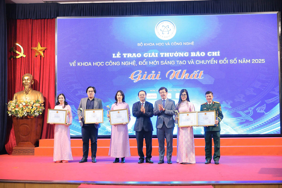 Báo Đại đoàn kết đoạt Giải Nhì Giải Báo chí về Khoa học, công nghệ, đổi mới sáng tạo và chuyển đổi số 2025