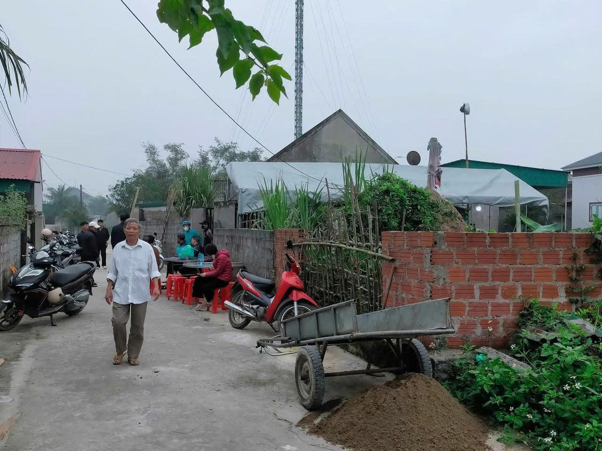 Địa phương đang tổ chức tang lễ cho các nạn nhân. Ảnh: CTV.