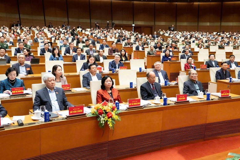 Uỷ viên Bộ Chính trị, Bí thư Trung ương Đảng, Chủ tịch UBTƯ MTTQ Việt Nam Bùi Thị Minh Hoài tham dự hội nghị