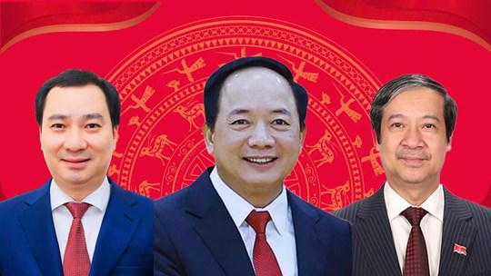 Ông Trịnh Văn Quyết, Ủy viên Bộ Chính trị, Bí thư Trung ương Đảng, Trưởng Ban Tuyên giáo và Dân vận Trung ương; ông Nguyễn Kim Sơn, Ủy viên Trung ương Đảng, Bộ trưởng Bộ Giáo dục và Đào tạo; ông Vũ Văn Tiến, Ủy viên Đoàn Chủ tịch, Trưởng Ban Tuyên giáo Cơ quan Ủy ban Trung ương MTTQ Việt Nam&nbsp;được giới thiệu ứng cử đại biểu Quốc hội khóa XVI.