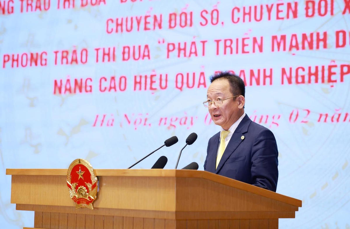 Nhà sáng lập, Chủ tịch Điều hành Tập đoàn T&amp;T Group phát biểu tại Lễ phát động.