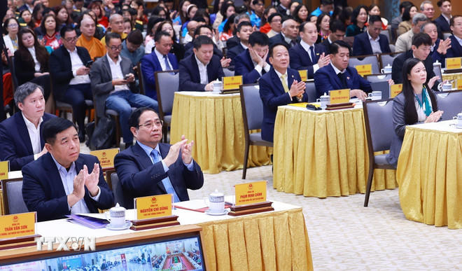 Thủ tướng Phạm Minh Chính dự phát động hai phong trào thi đua. (Ảnh: Dương Giang/TTXVN).