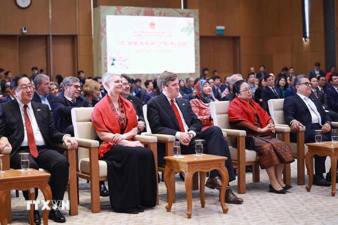 Thủ tướng Phạm Minh Chính và Phu nhân chủ trì tiệc chiêu đãi Đoàn Ngoại giao nhân dịp năm mới 2026 và đón Tết cổ truyền Bính Ngọ. (Ảnh: Dương Giang/TTXVN)