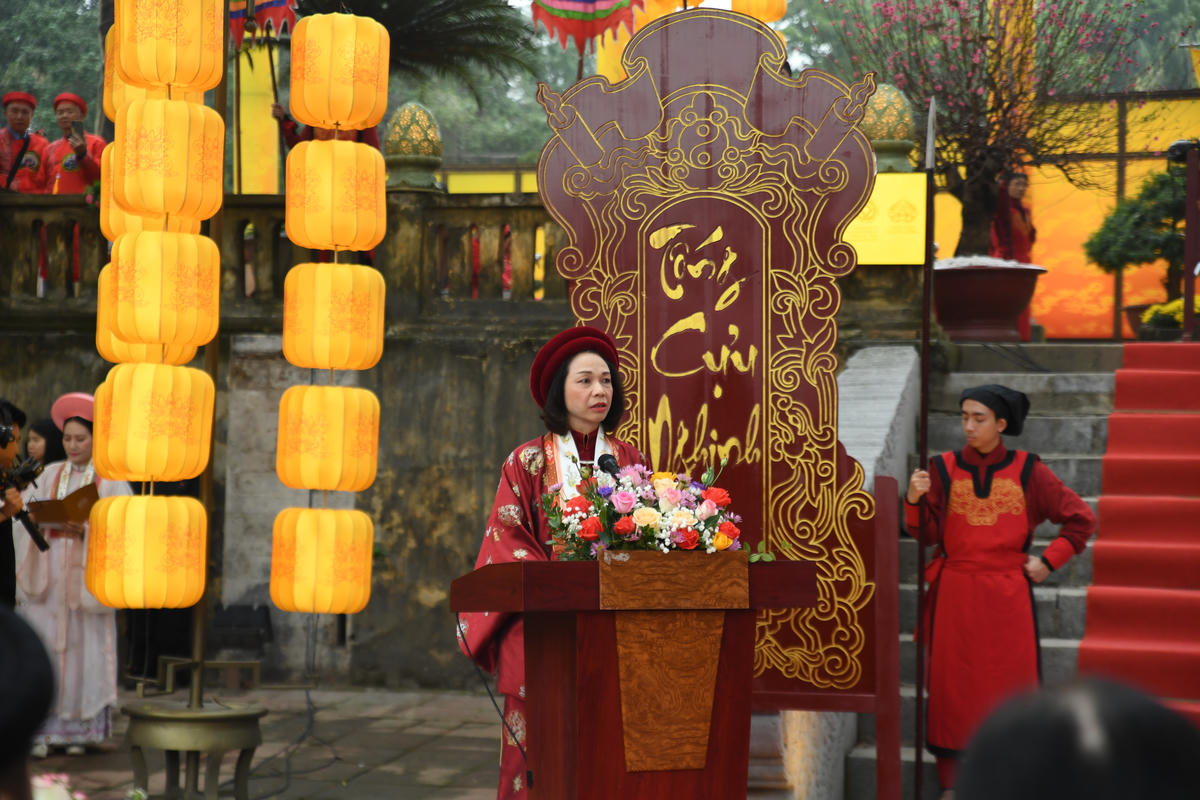 Bà Vũ Thu Hà - Phó Chủ tịch UBND thành phố Hà Nội phát biểu. Ảnh: Phạm Sỹ.. 