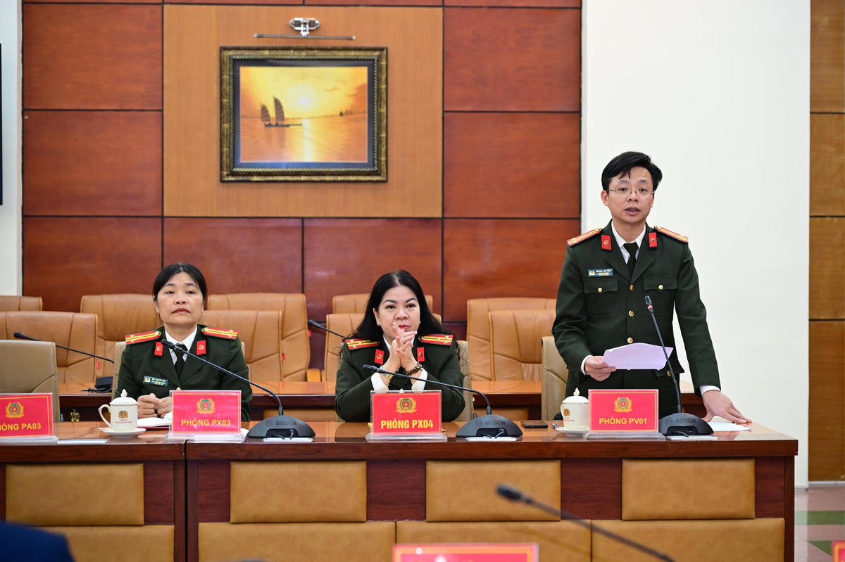 Thượng tá Hoàng Anh Tiến - Phó trưởng Phòng Tham mưu triển khai Cuộc thi. Ảnh: MT.&nbsp;